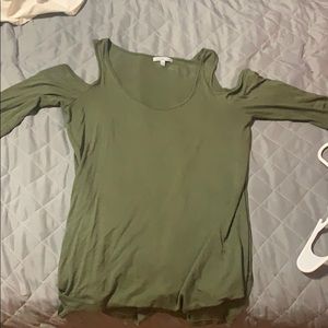 Shoulder cut out long sleeve, green small